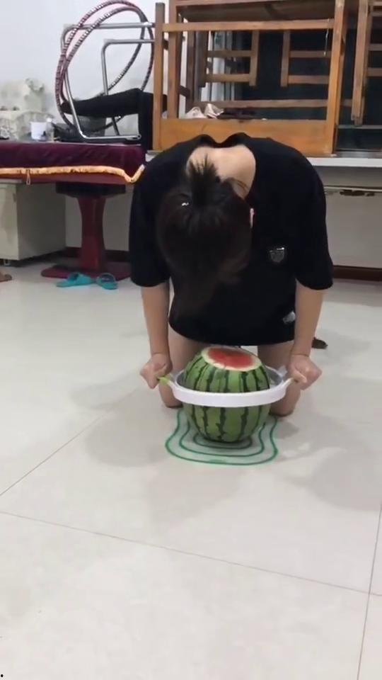 嘿嘿吃瓜,嘿嘿吃瓜背后的故事